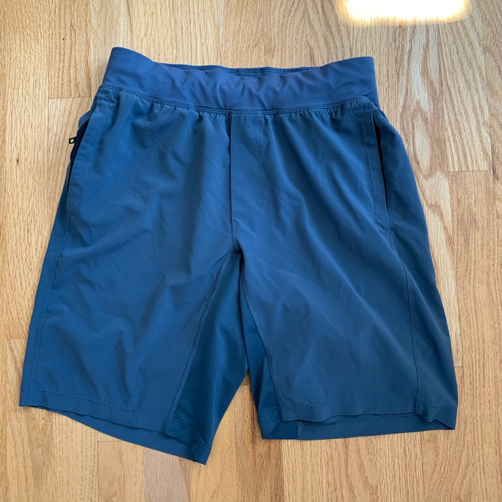 Lulu lemon athletic shorts